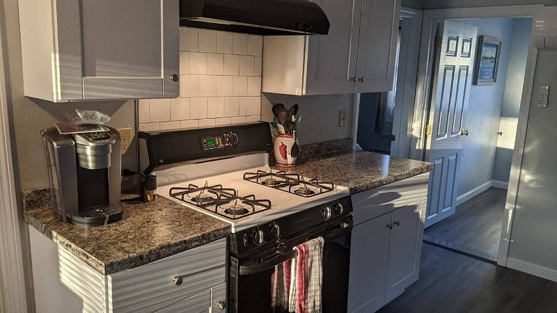 Furnished Finder property 512413_1 photo 4