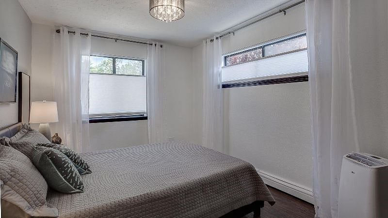 Second Bedroom with Queen size bed
