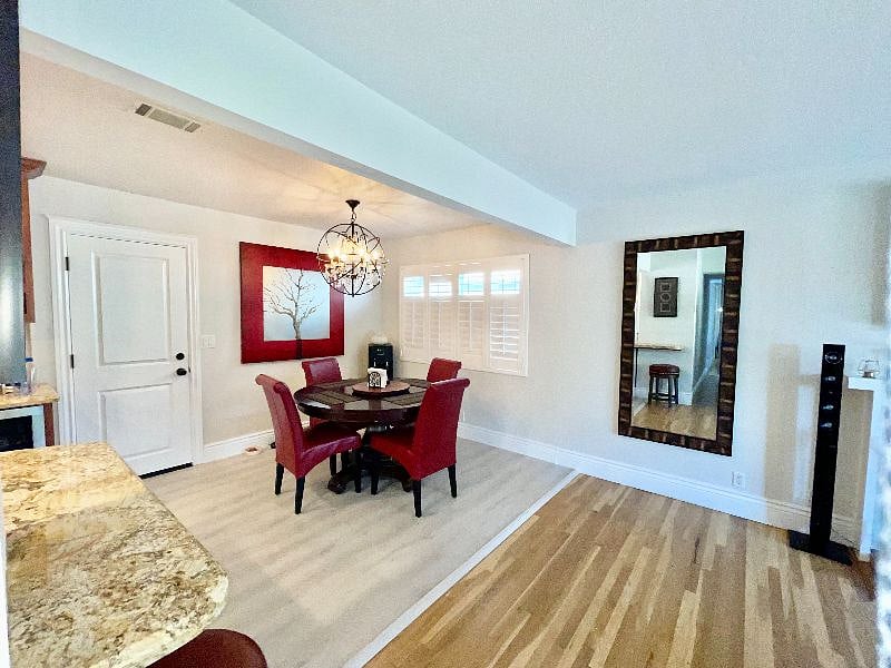 Furnished Finder property 512623_1 photo 10