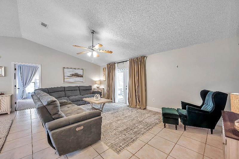 Furnished Finder property 512780_1 photo 26