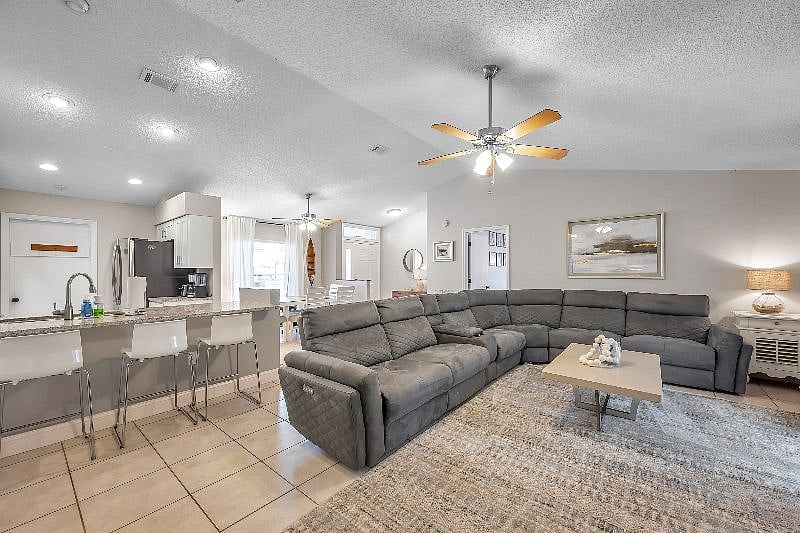 Furnished Finder property 512780_1 photo 27