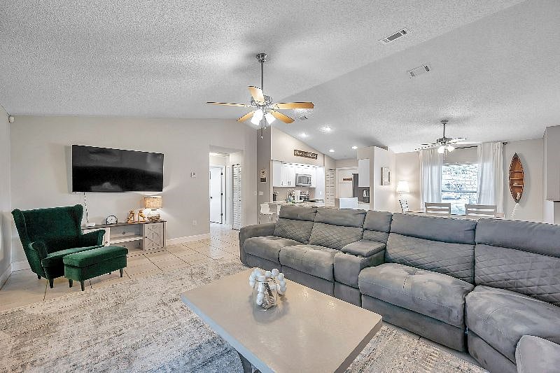 Furnished Finder property 512780_1 photo 28
