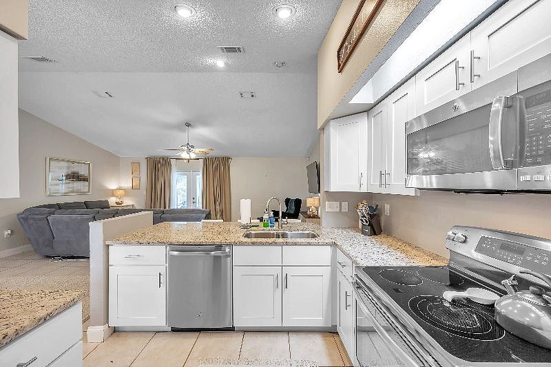Furnished Finder property 512780_1 photo 33