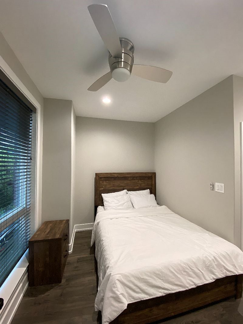 Front 2nd floor bedroom