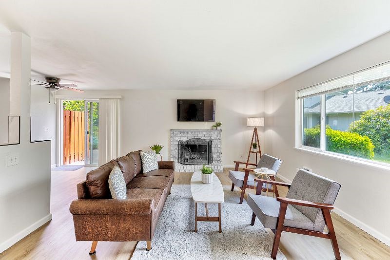 Furnished Finder property 512884_1 photo 14