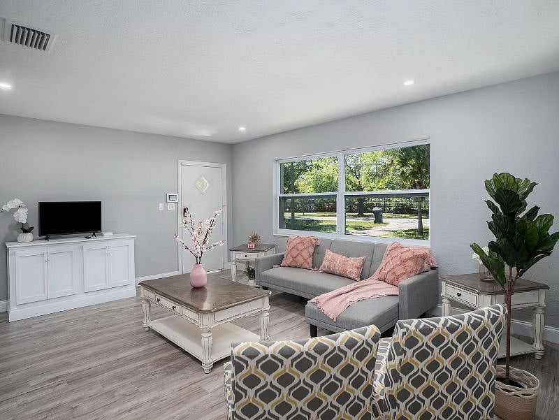 Furnished Finder property 512890_1 photo 12