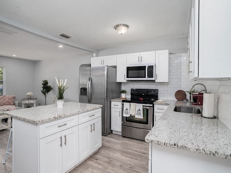 Furnished Finder property 512890_1 photo 14