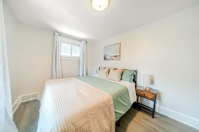 Furnished Finder property 512918_1 photo 3