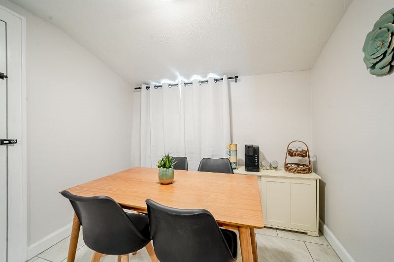 Furnished Finder property 512918_1 photo 8