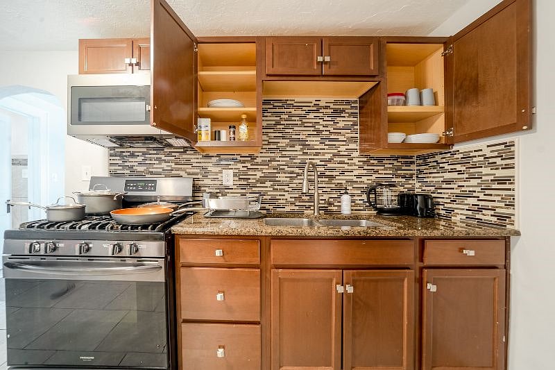 Furnished Finder property 512918_1 photo 11