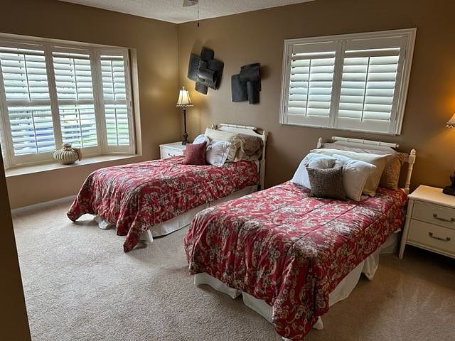 Second Bedroom two twin beds