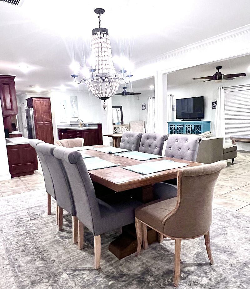 Dining Room Area