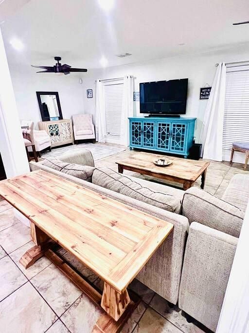 Furnished Finder property 512944_1 photo 4