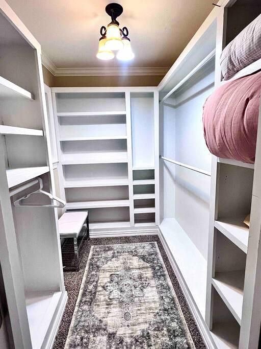King Bedroom Walk In Closet