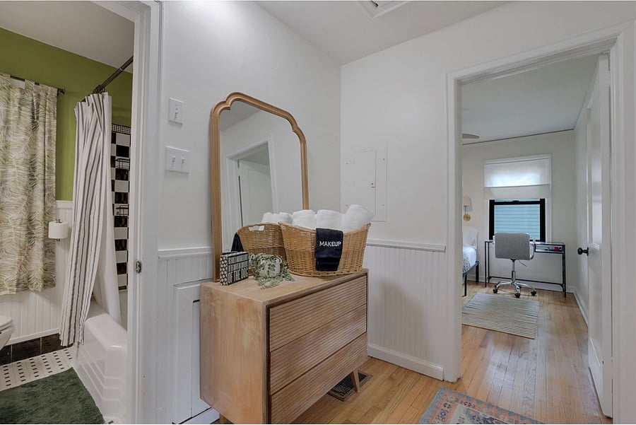 Furnished Finder property 512998_1 photo 23