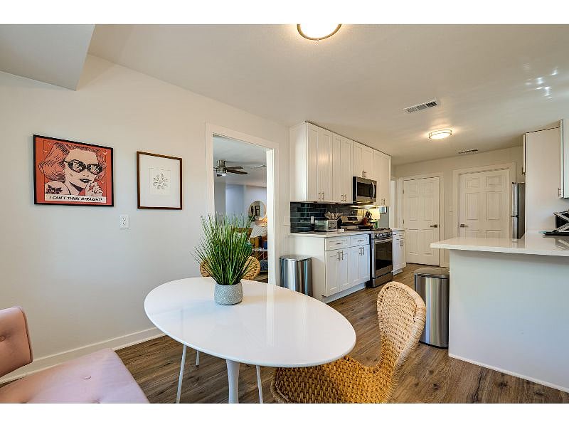 Furnished Finder property 513060_1 photo 17