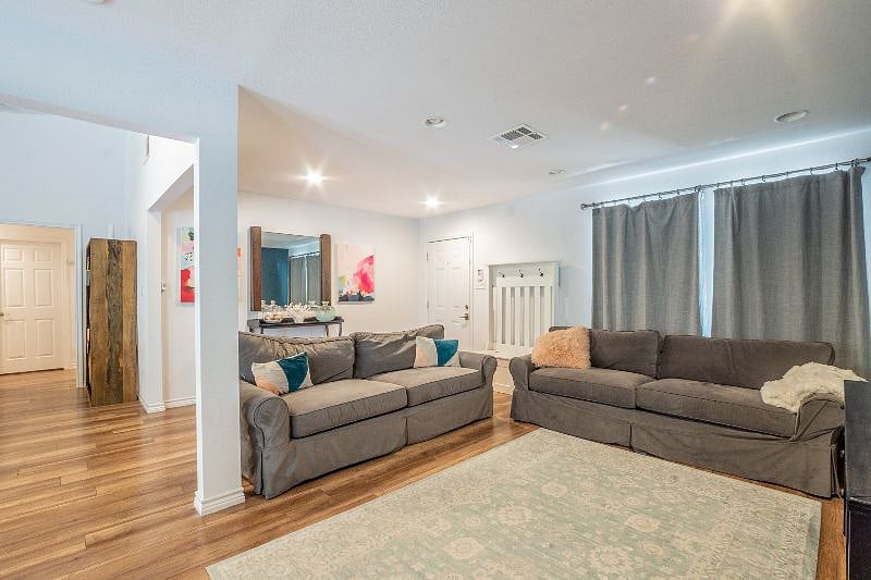 Furnished Finder property 513068_1 photo 3