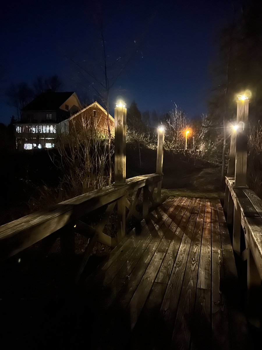 Outdoor bridge