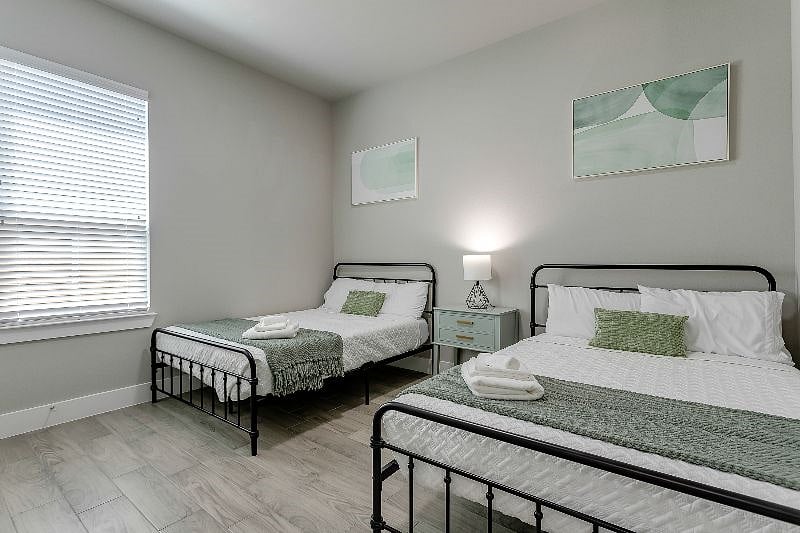 Furnished Finder property 513175_1 photo 34