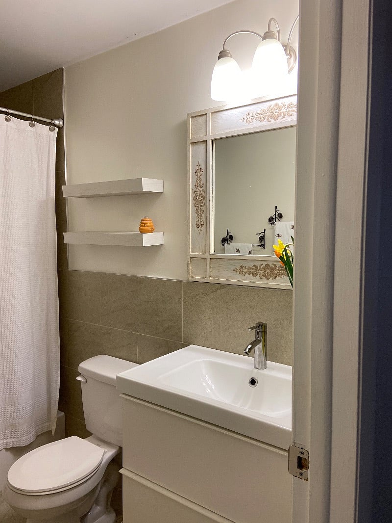 Main Bathroom