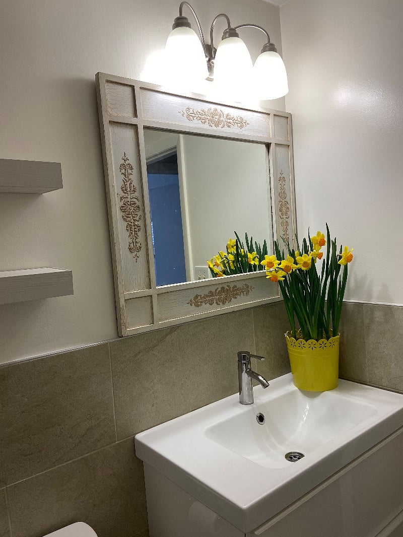 Main Bathroom