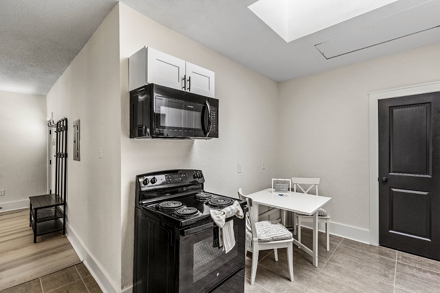Furnished Finder property 513568_3 photo 8