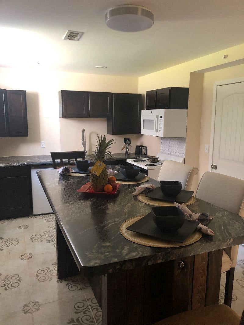 Furnished Finder property 513576_1 photo 3
