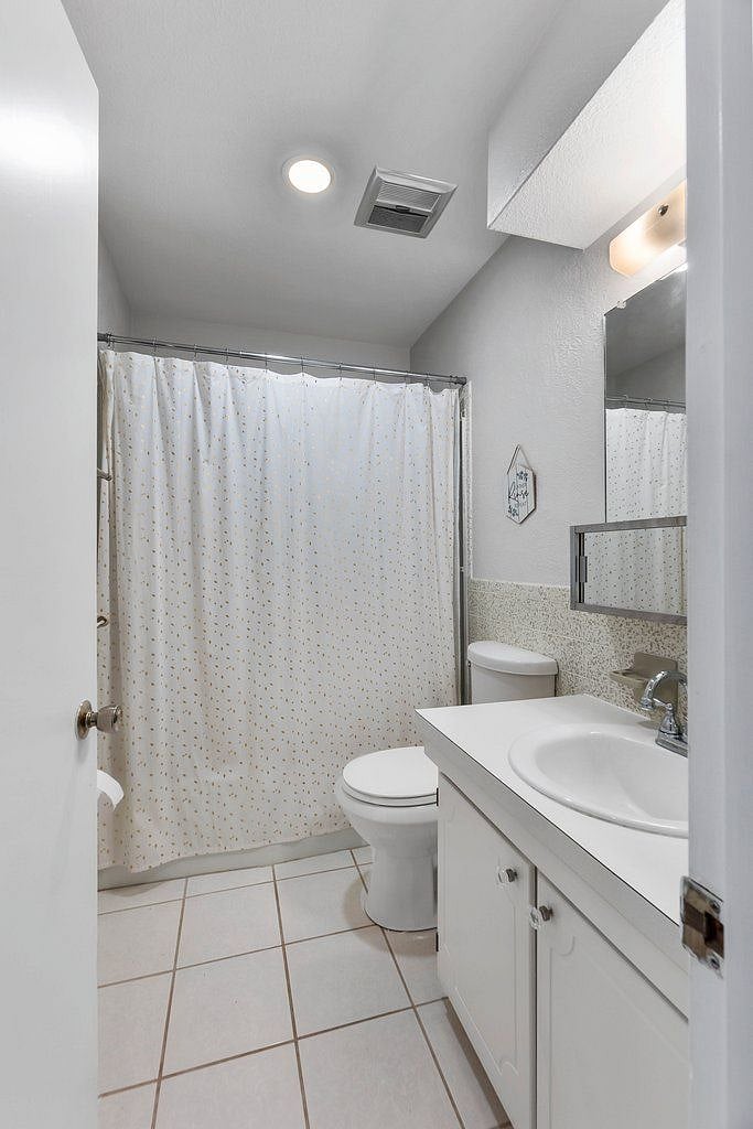 Full Bath