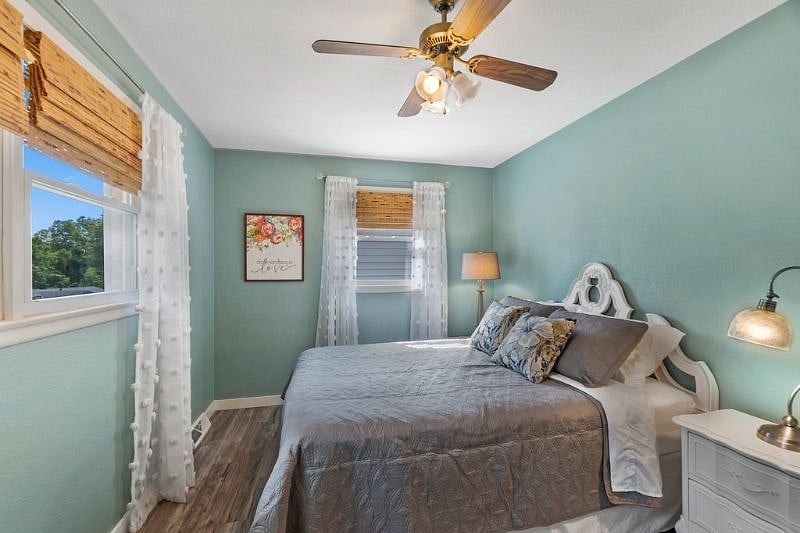 Queen Bed