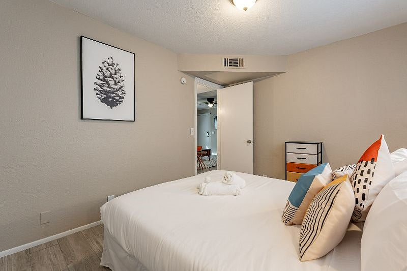 Furnished Finder property 513804_1 photo 20