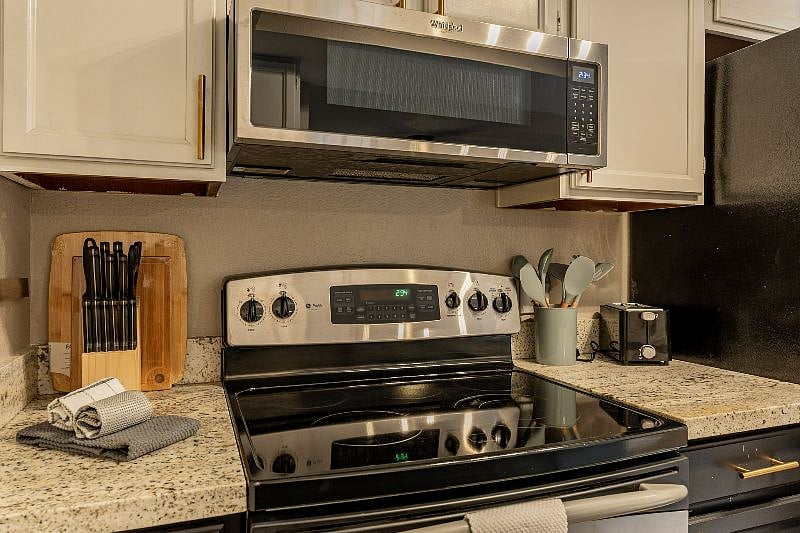 Furnished Finder property 513804_1 photo 6