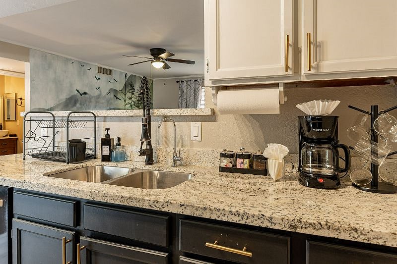 Furnished Finder property 513804_1 photo 7