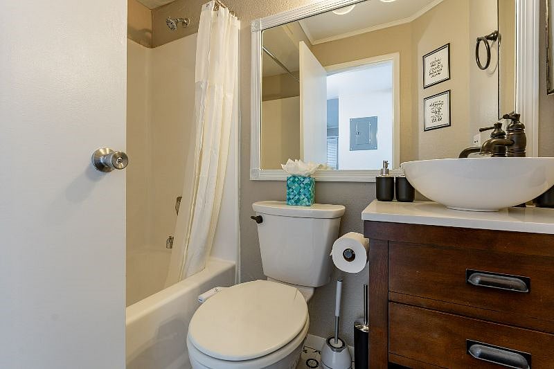 Furnished Finder property 513804_1 photo 24