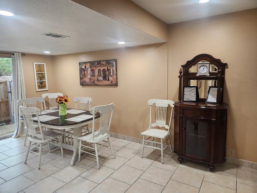 Furnished Finder property 513860_3 photo 3