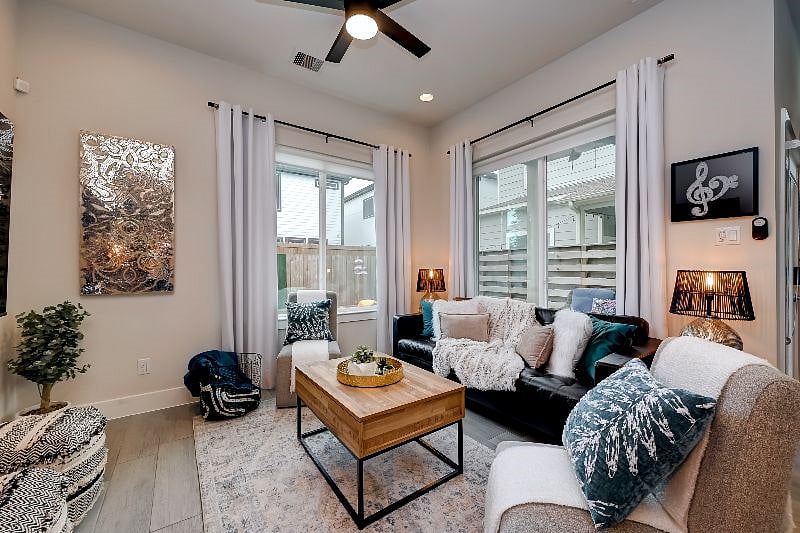 Furnished Finder property 513906_1 photo 8