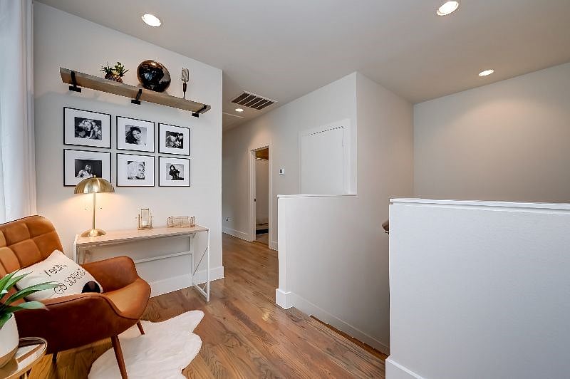 Furnished Finder property 513906_1 photo 17