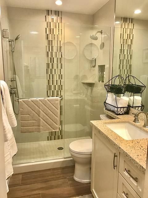 Hallway bath with shower & plenty of storage!