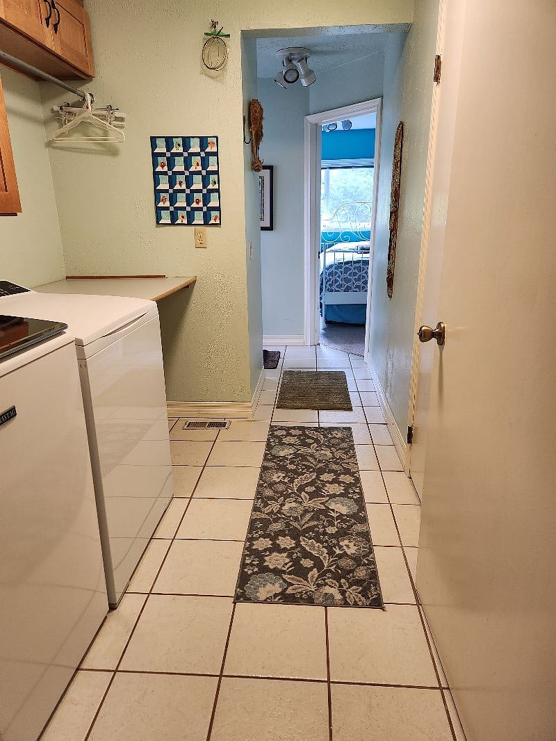 Furnished Finder property 514005_1 photo 18