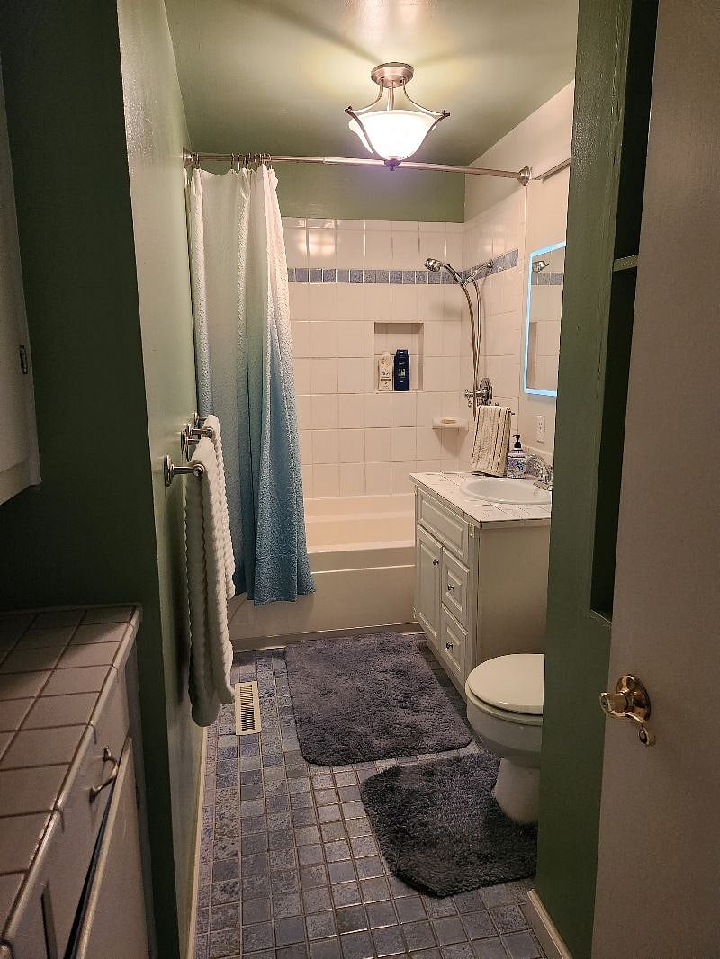 Furnished Finder property 514005_1 photo 17