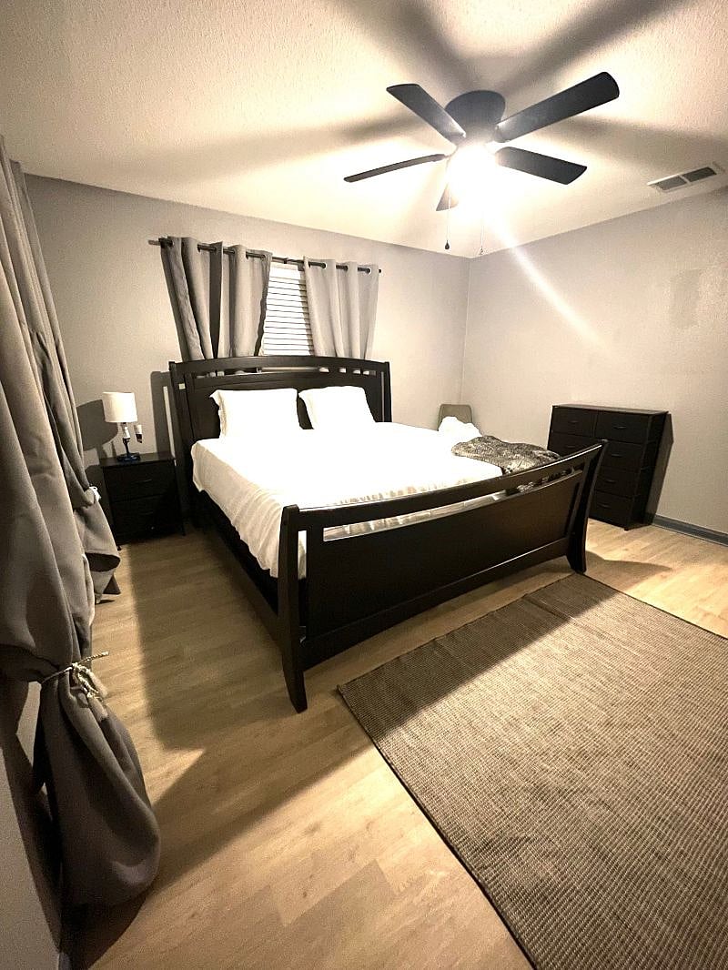 King Size bedroom