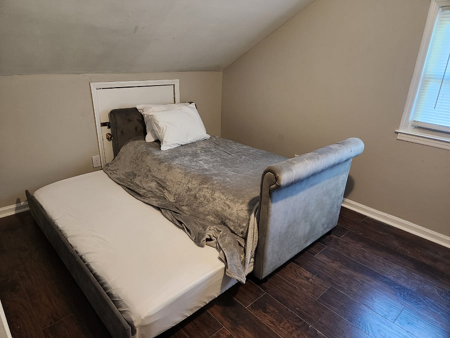 Twin Daybed with Trundle
