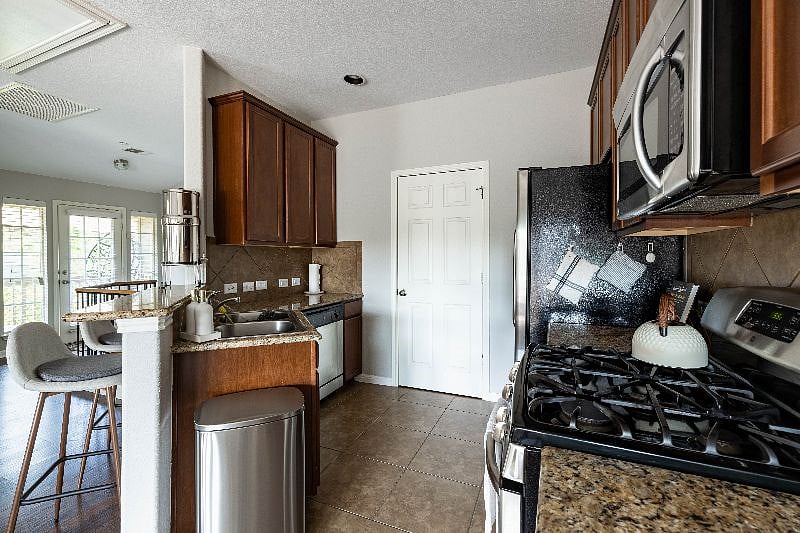 Furnished Finder property 514333_1 photo 10
