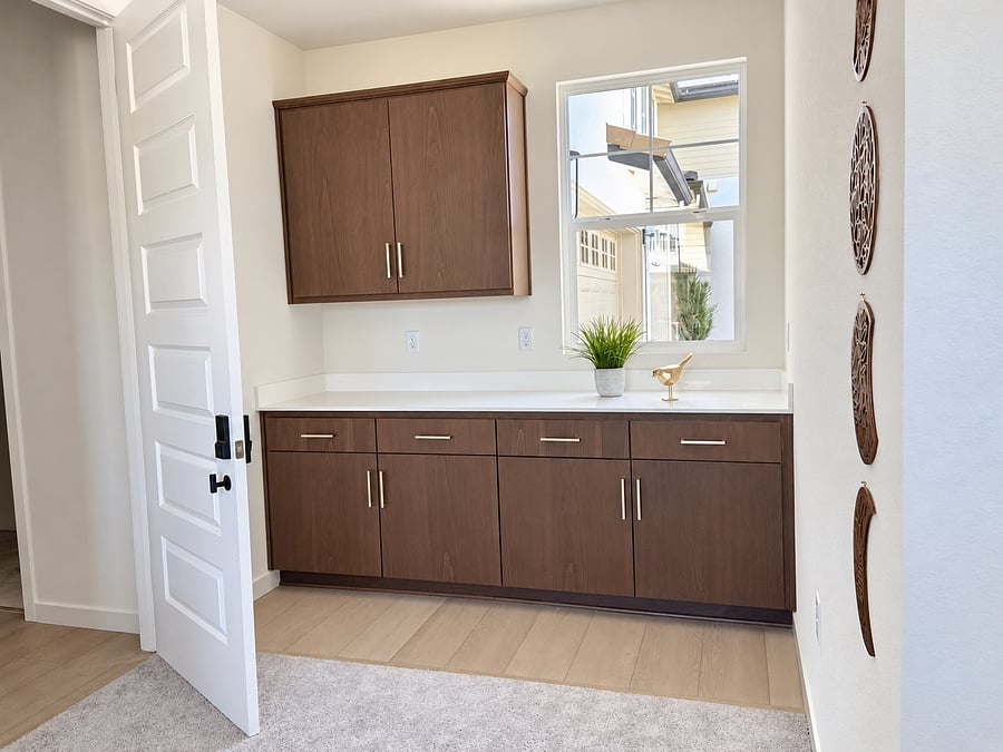 Private pantry