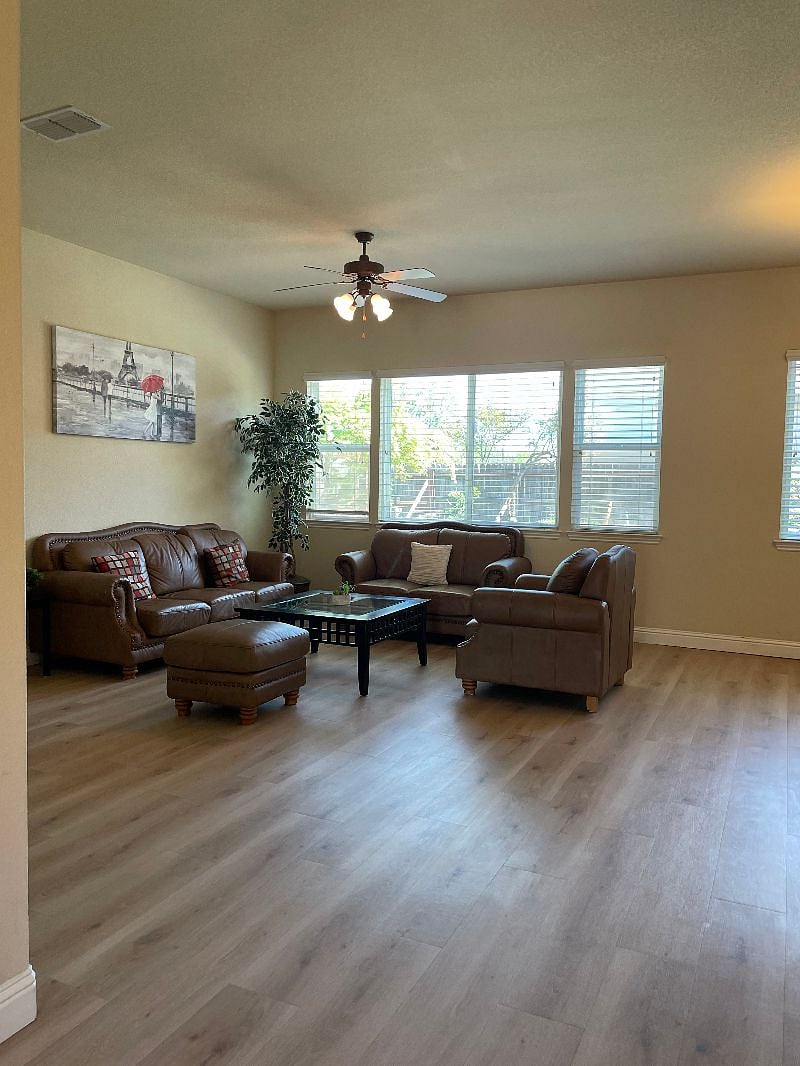 Furnished Finder property 514372_1 photo 25