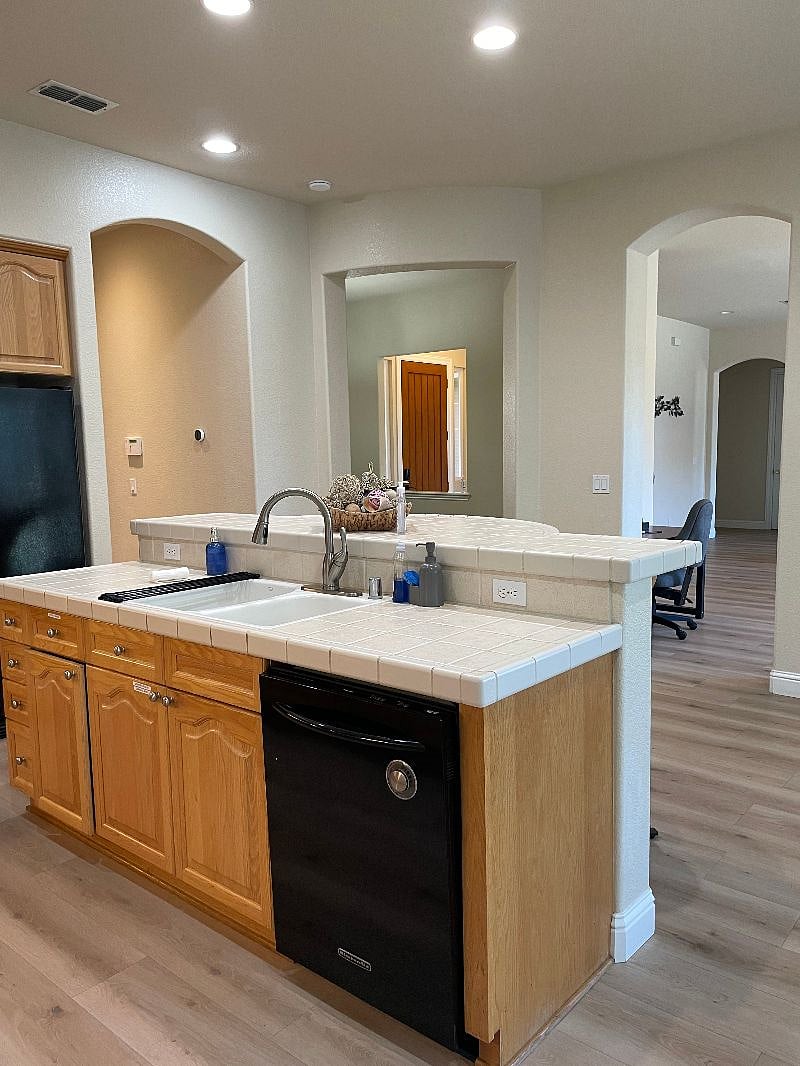 Furnished Finder property 514372_1 photo 31