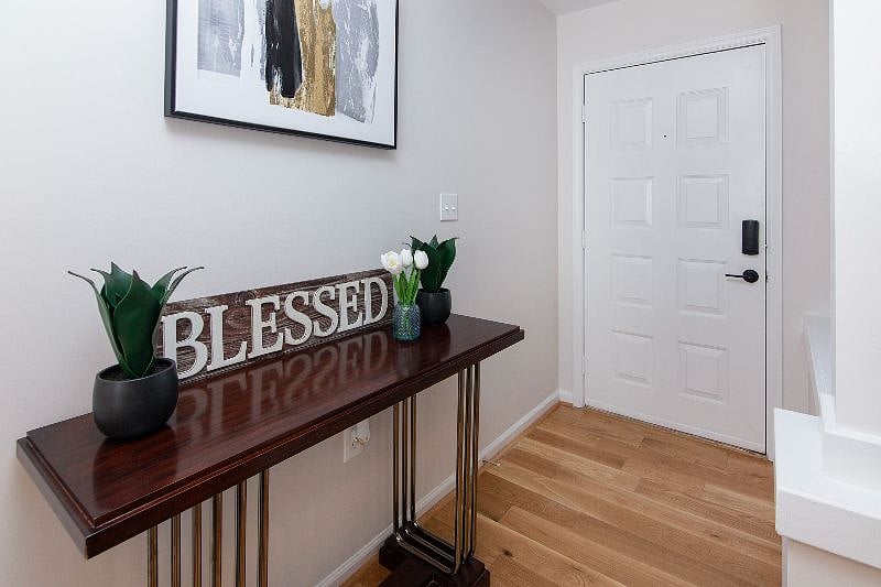 Furnished Finder property 514394_1 photo 3