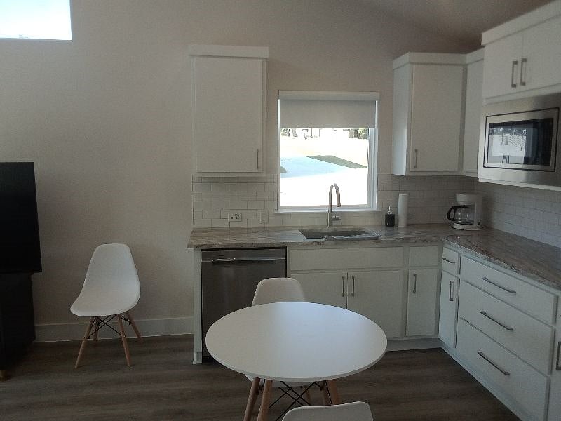 Furnished Finder property 514416_1 photo 8