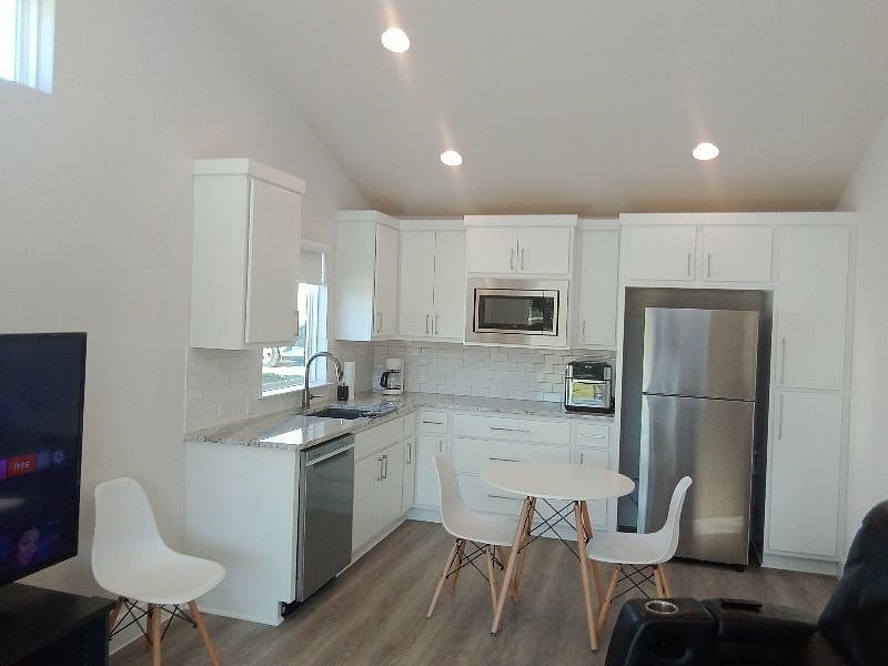 Furnished Finder property 514416_1 photo 16