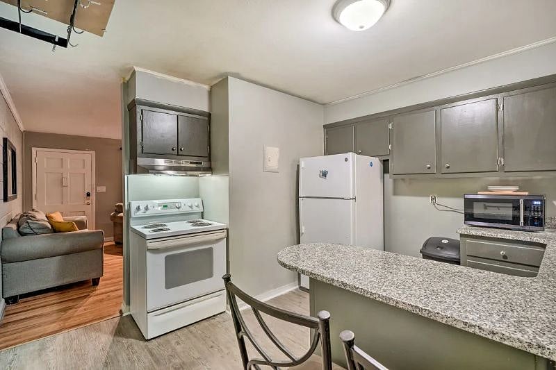 Furnished Finder property 514558_1 photo 9