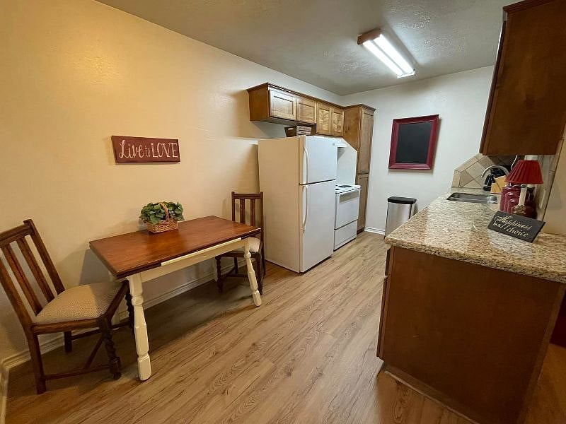 Furnished Finder property 514614_1 photo 5
